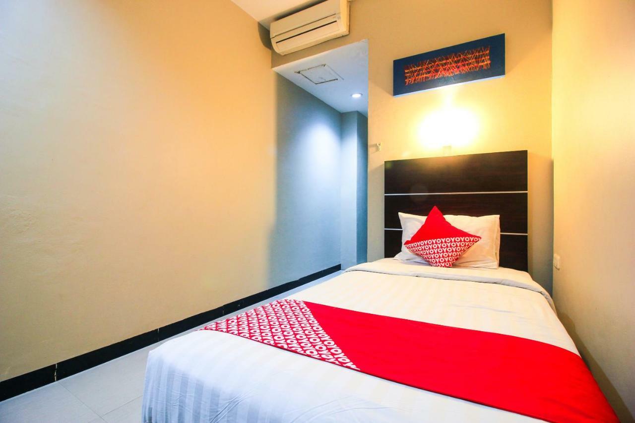 Aston Pekanbaru City Hotel Exterior photo