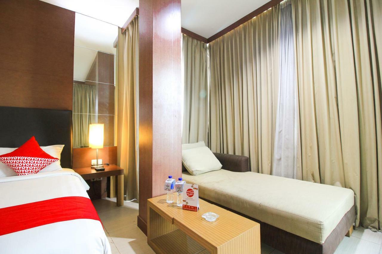 Aston Pekanbaru City Hotel Exterior photo