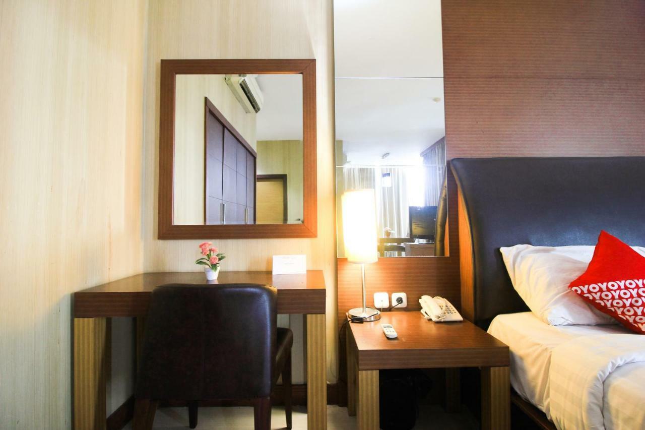 Aston Pekanbaru City Hotel Exterior photo