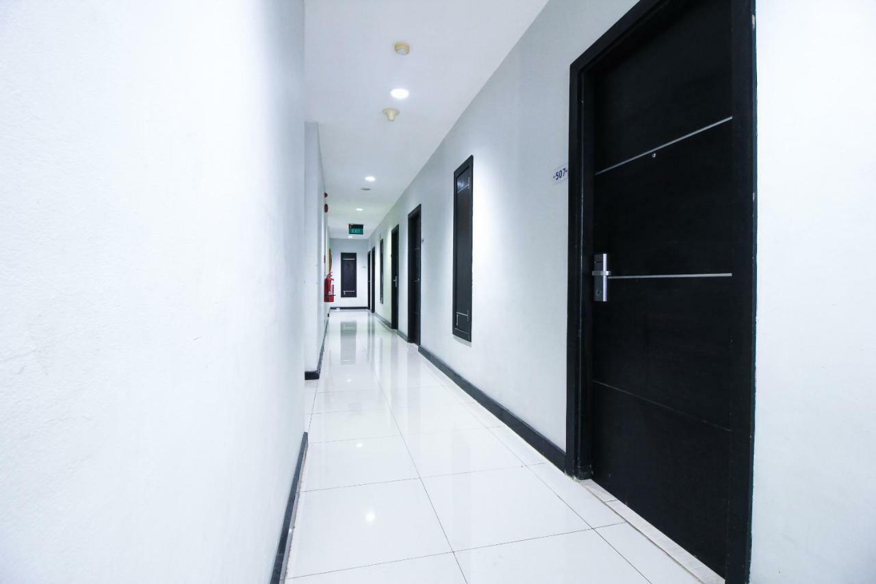 Aston Pekanbaru City Hotel Exterior photo